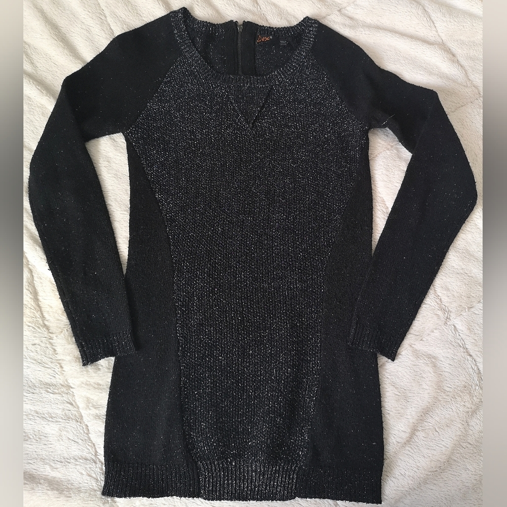 Dex sweater